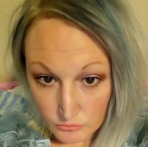 Meet your Posher, Justina